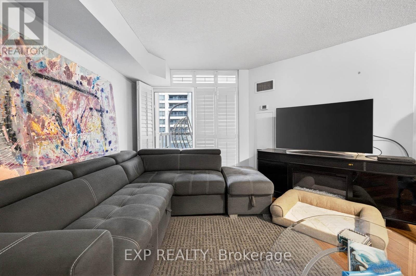 1109 - 5 Northtown Way Property Photo 10