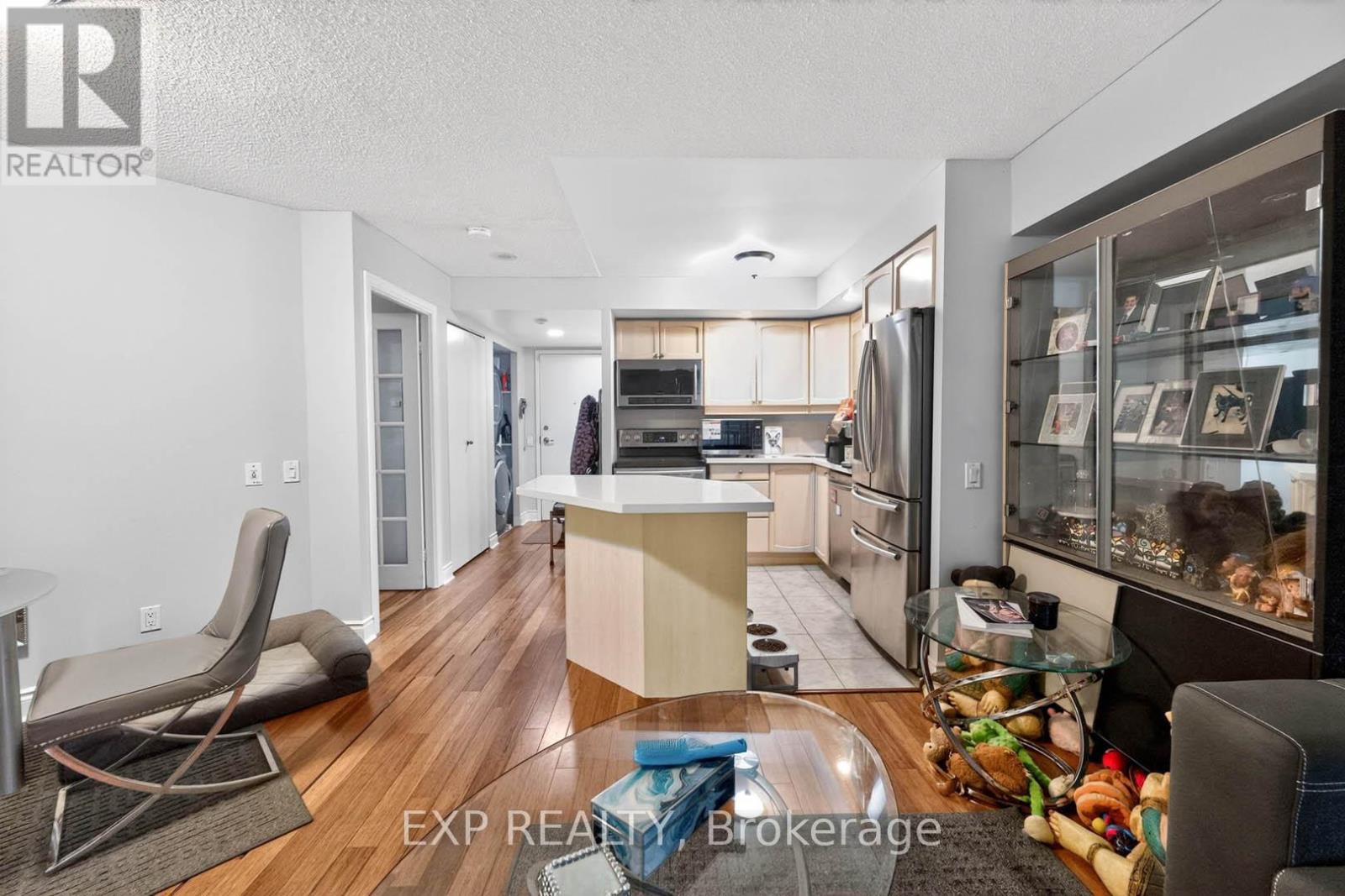 1109 - 5 Northtown Way Property Photo 13