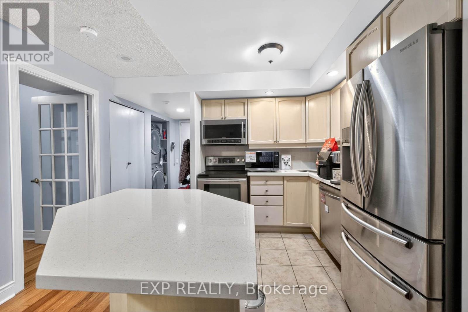 1109 - 5 Northtown Way Property Photo 16