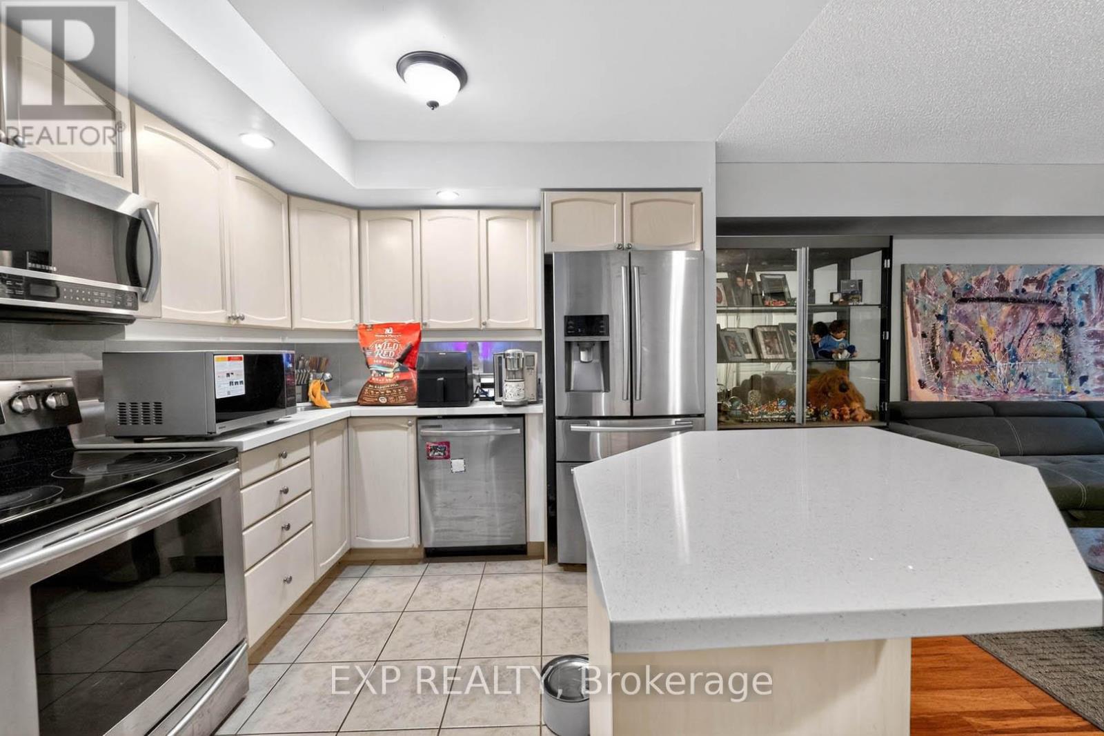 1109 - 5 Northtown Way Property Photo 17