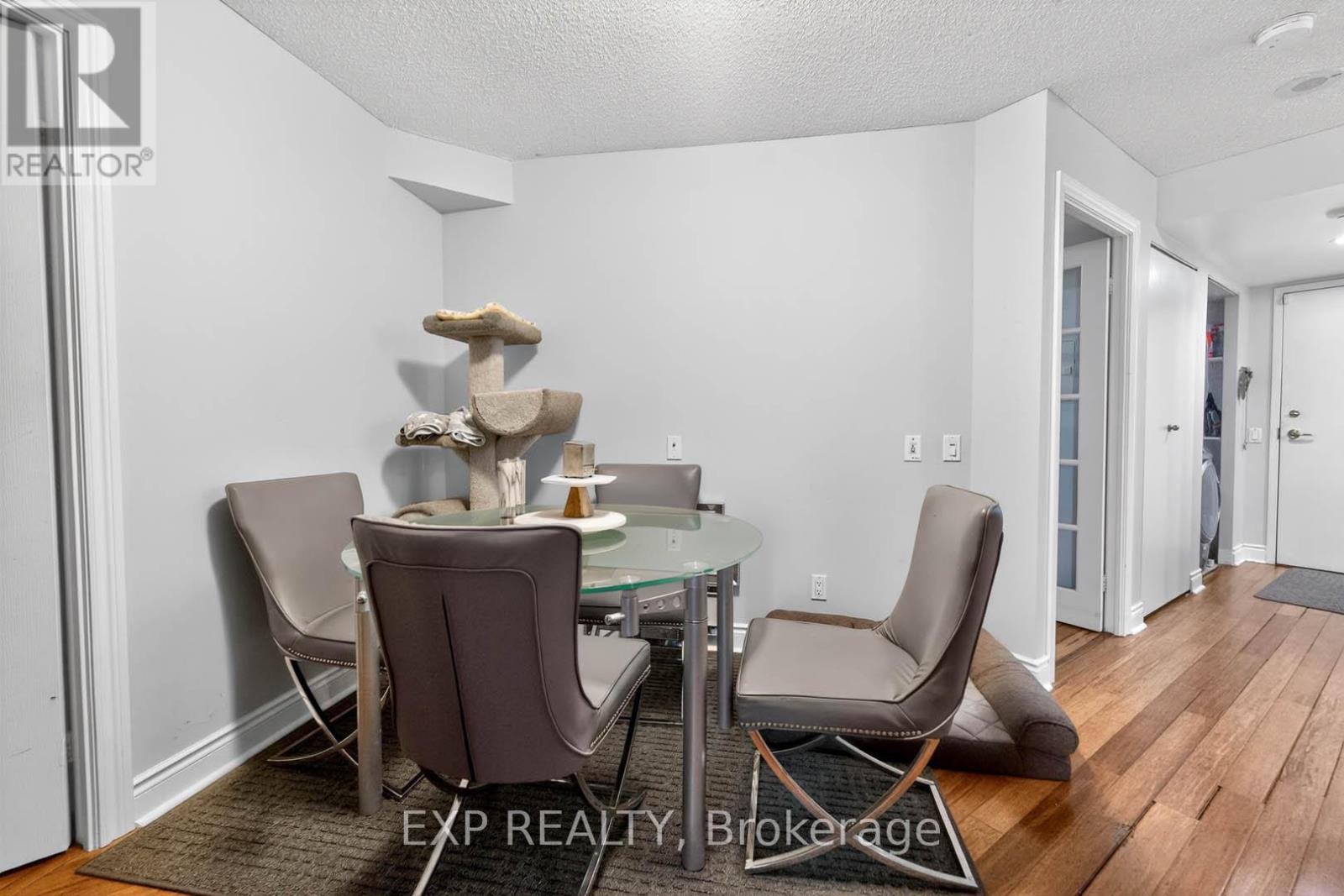 1109 - 5 Northtown Way Property Photo 18