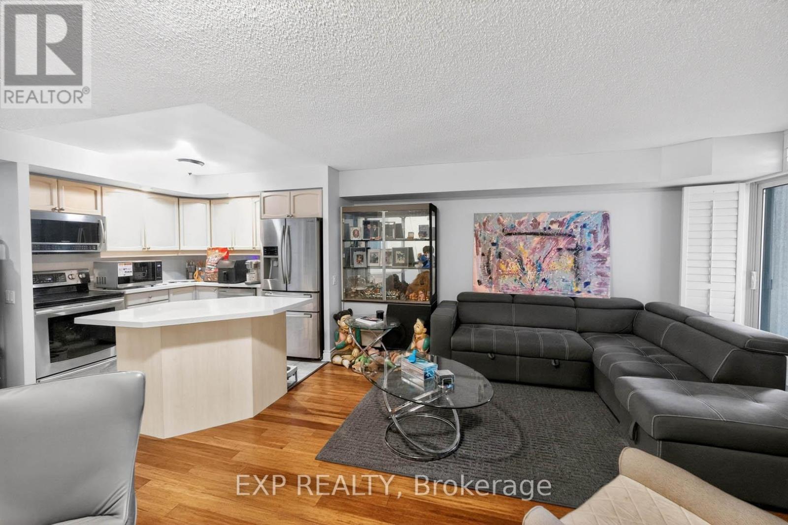 1109 - 5 Northtown Way Property Photo 19