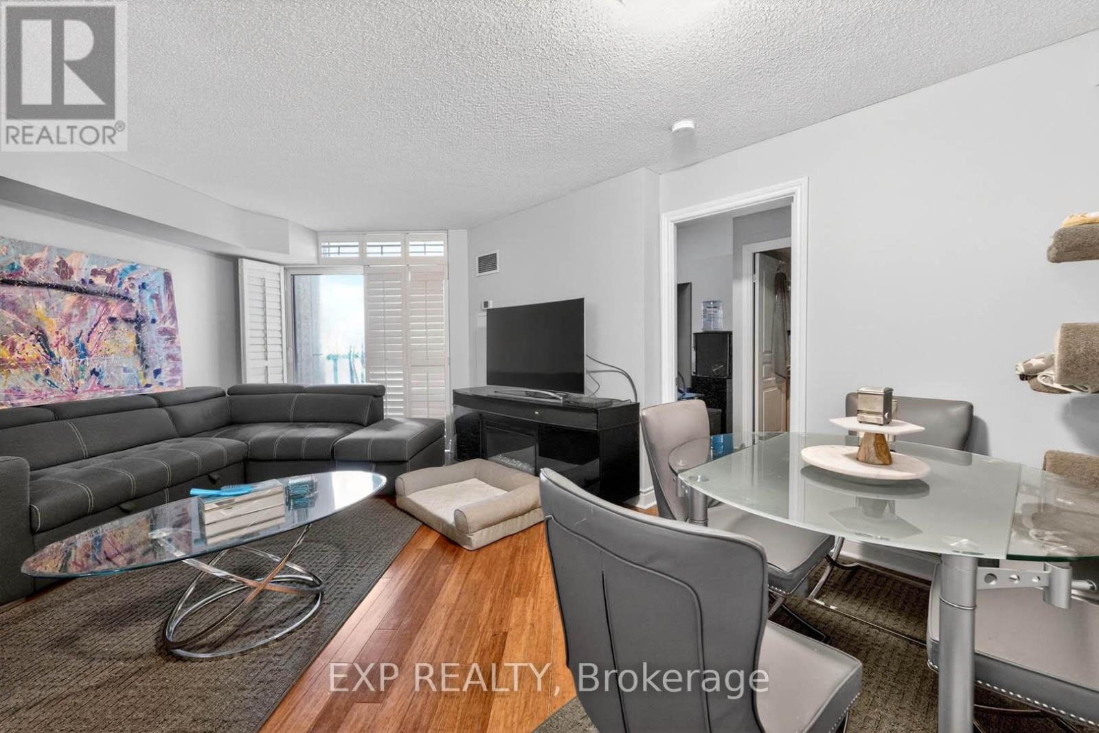 1109 - 5 Northtown Way Property Photo 20