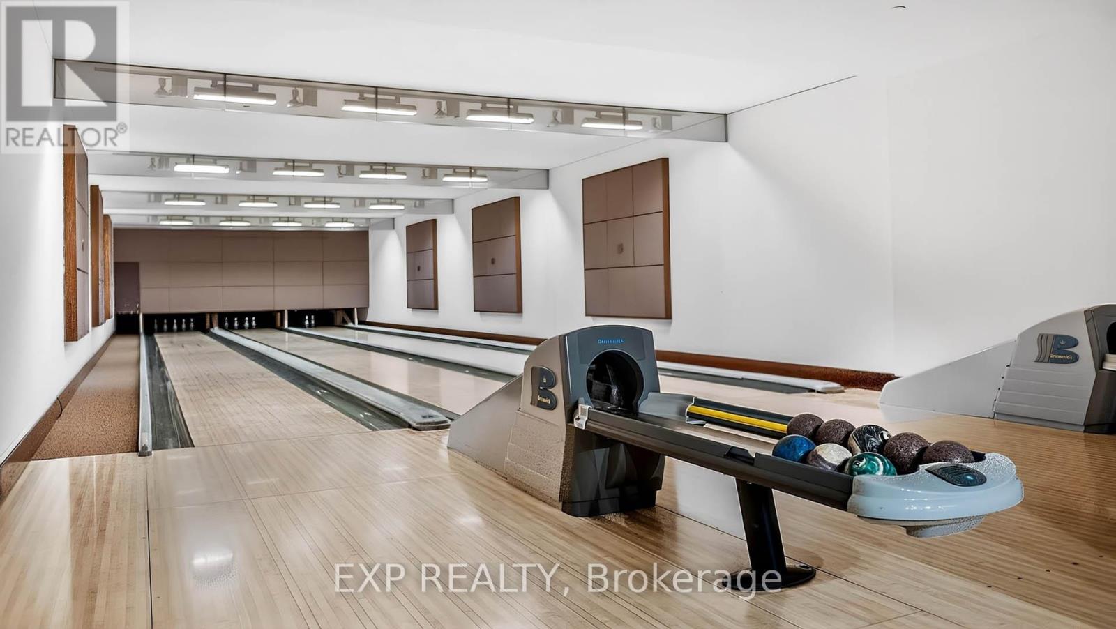 1109 - 5 Northtown Way Property Photo 32