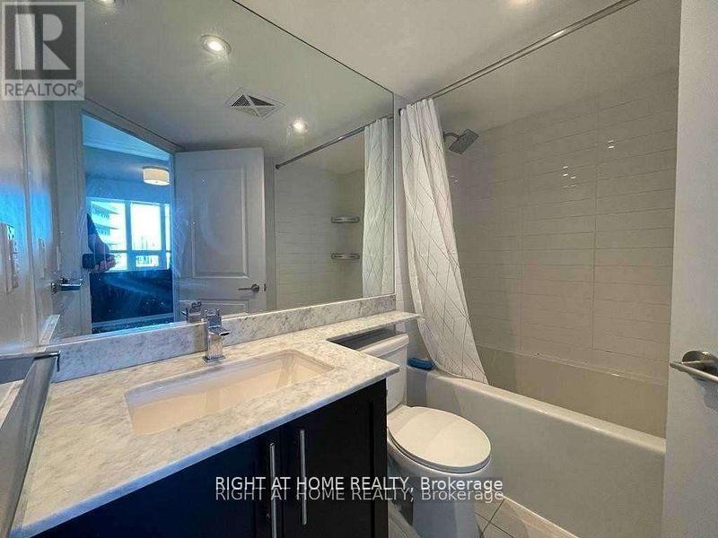 1403 - 125 Western Battery Road Property Photo 9