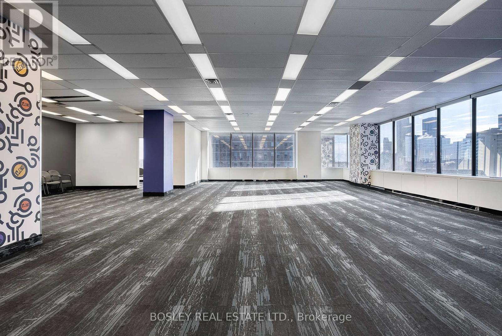 601 - 920 Yonge Street Property Photo 3