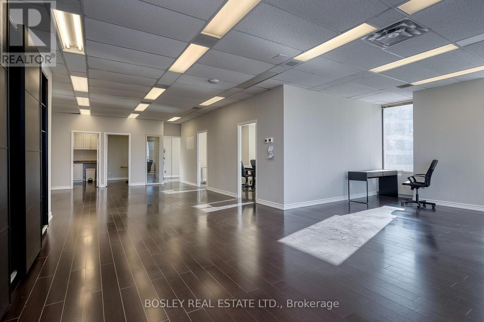 800 - 920 Yonge Street Property Photo 4