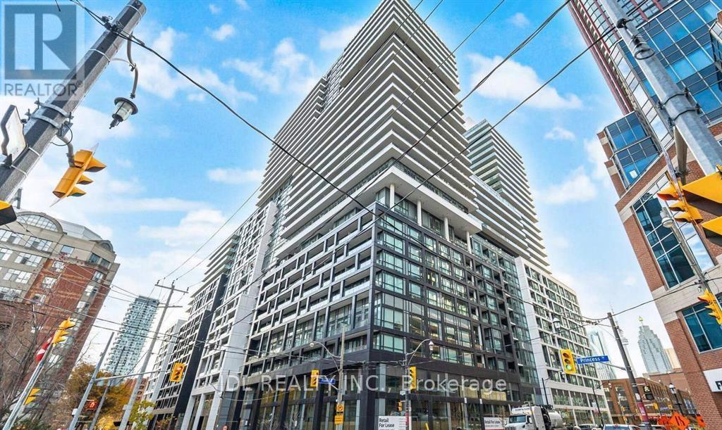 701 - 70 PRINCESS STREET