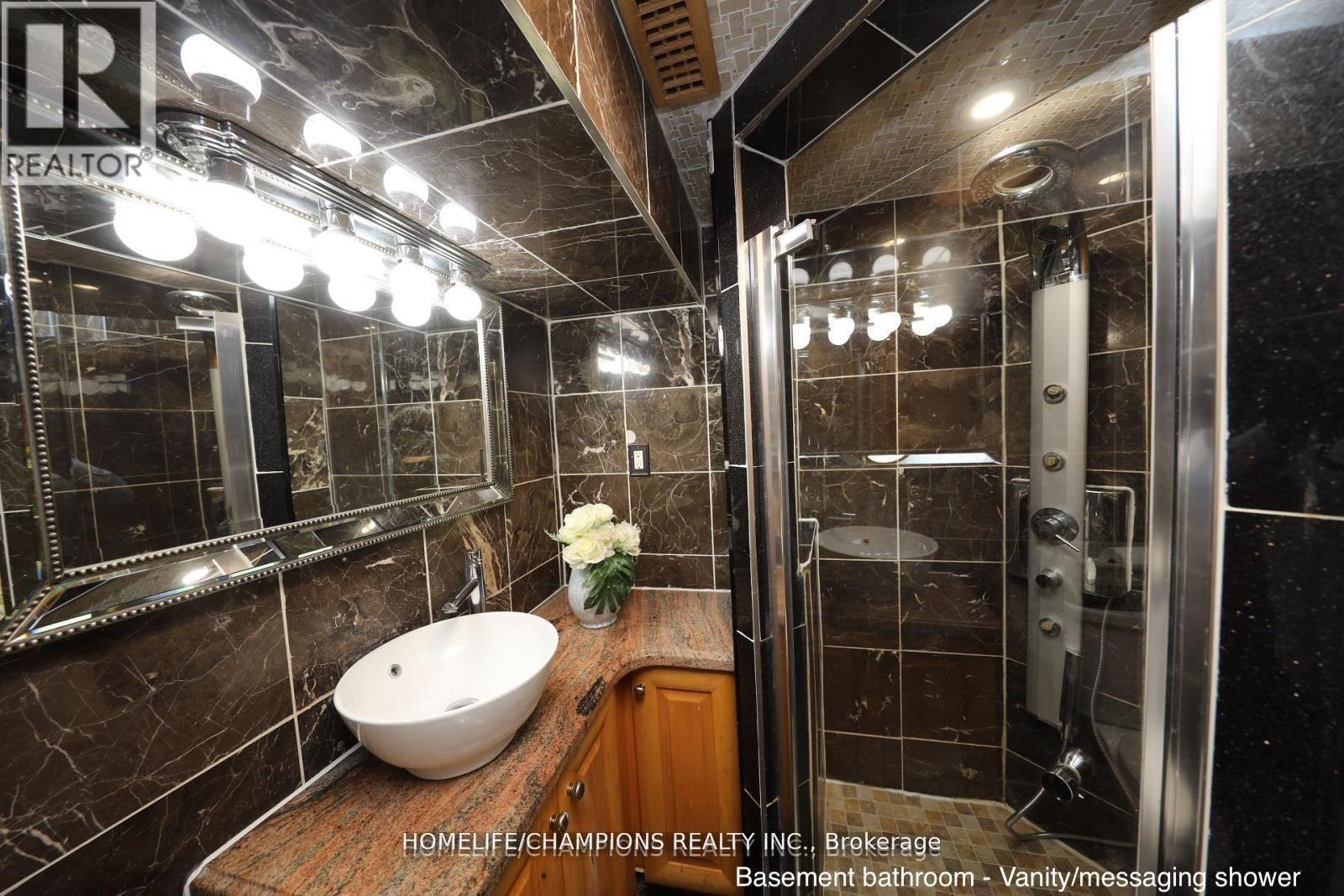 291 St Clair Avenue E Property Photo 10
