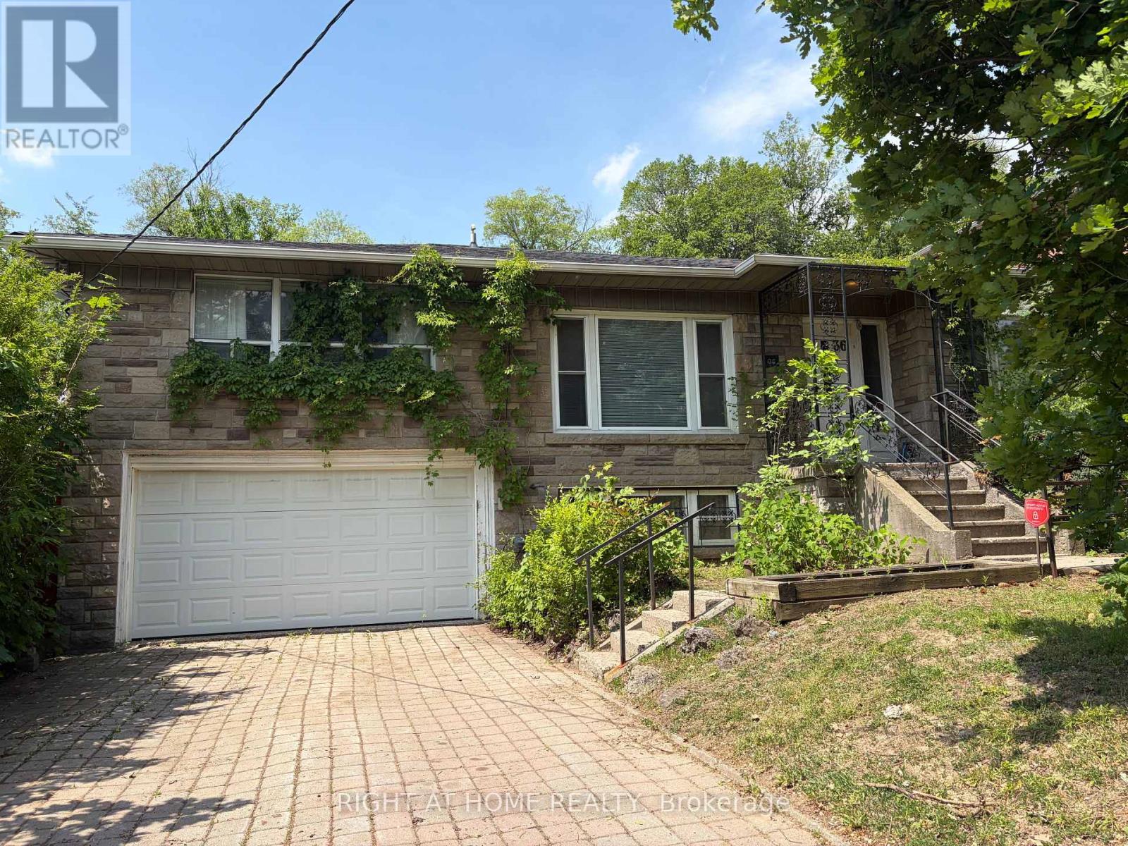 36 FOREST WOOD Property Photo 1