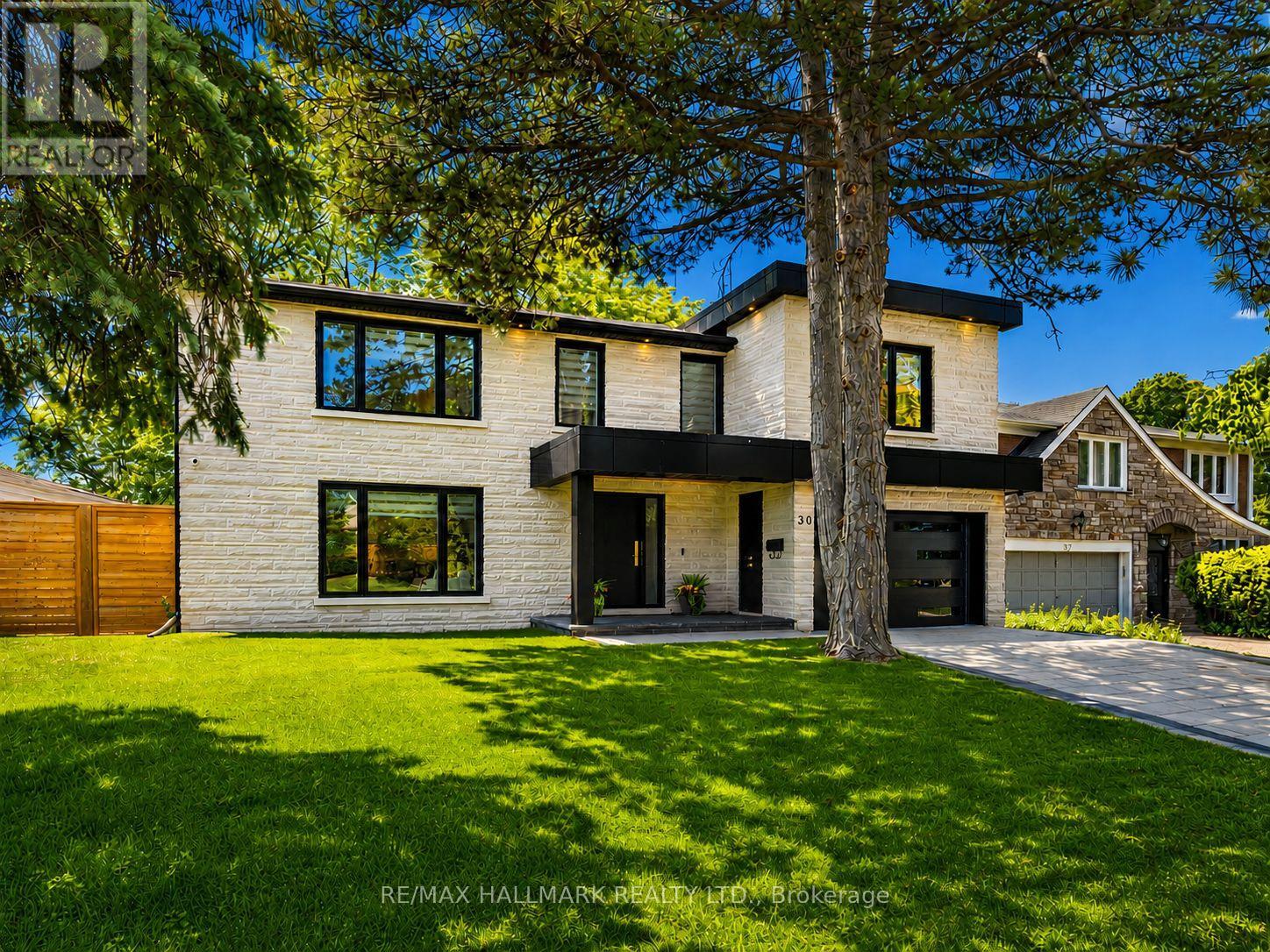 30 KELLYTHORNE DRIVE