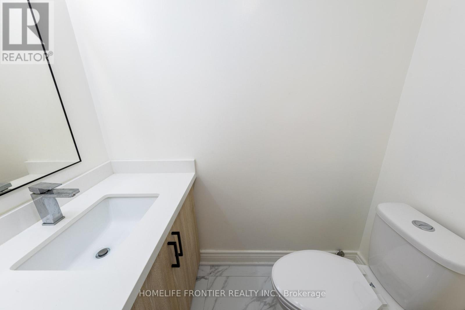 608 - 10 Tangreen Court Property Photo 12