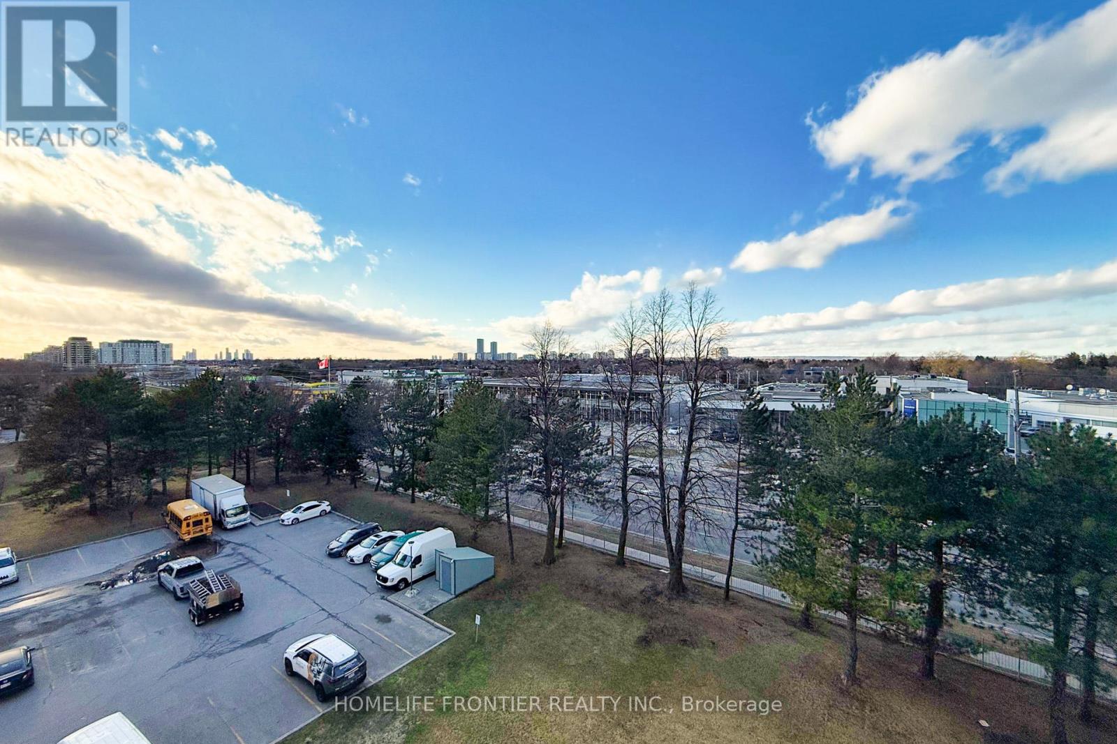 608 - 10 Tangreen Court Property Photo 13