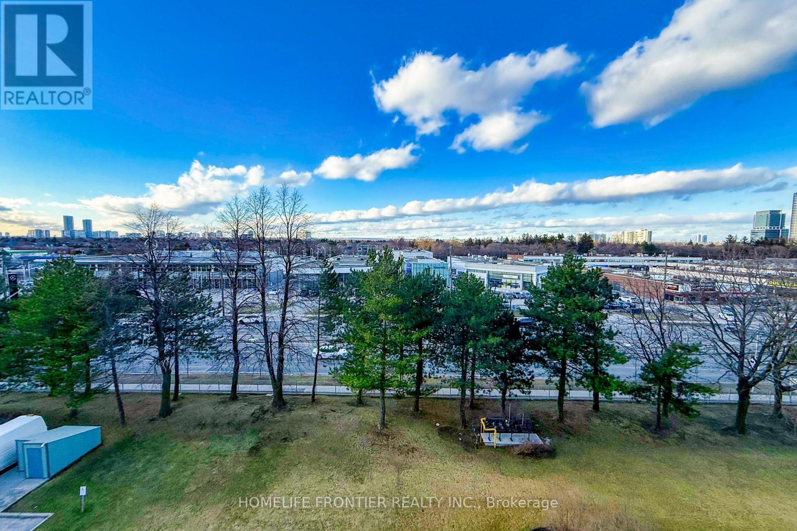 608 - 10 Tangreen Court Property Photo 15