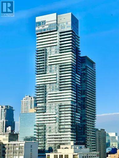 5001 - 7 Grenville Street Property Photo 1