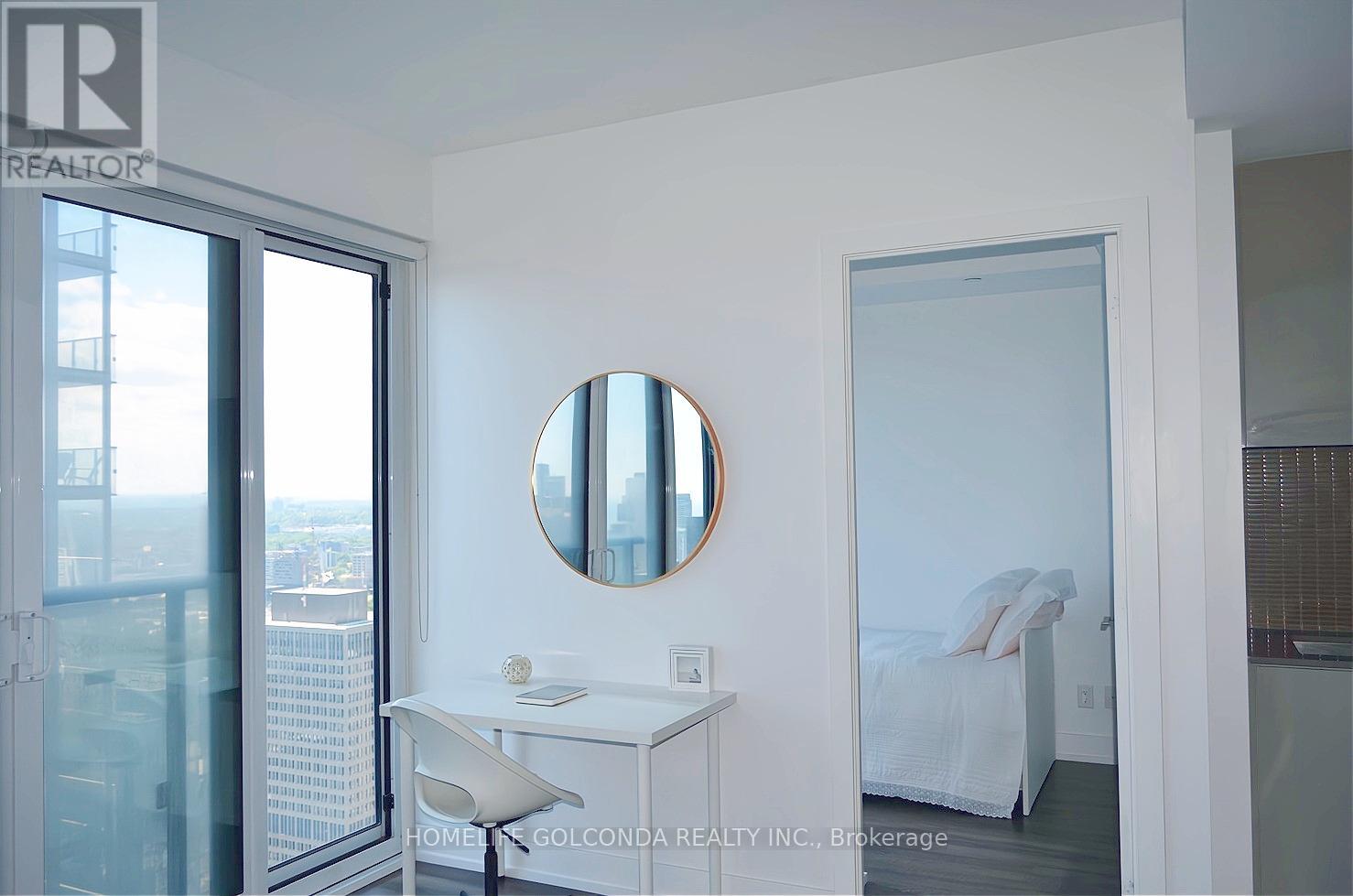 5001 - 7 Grenville Street Property Photo 10
