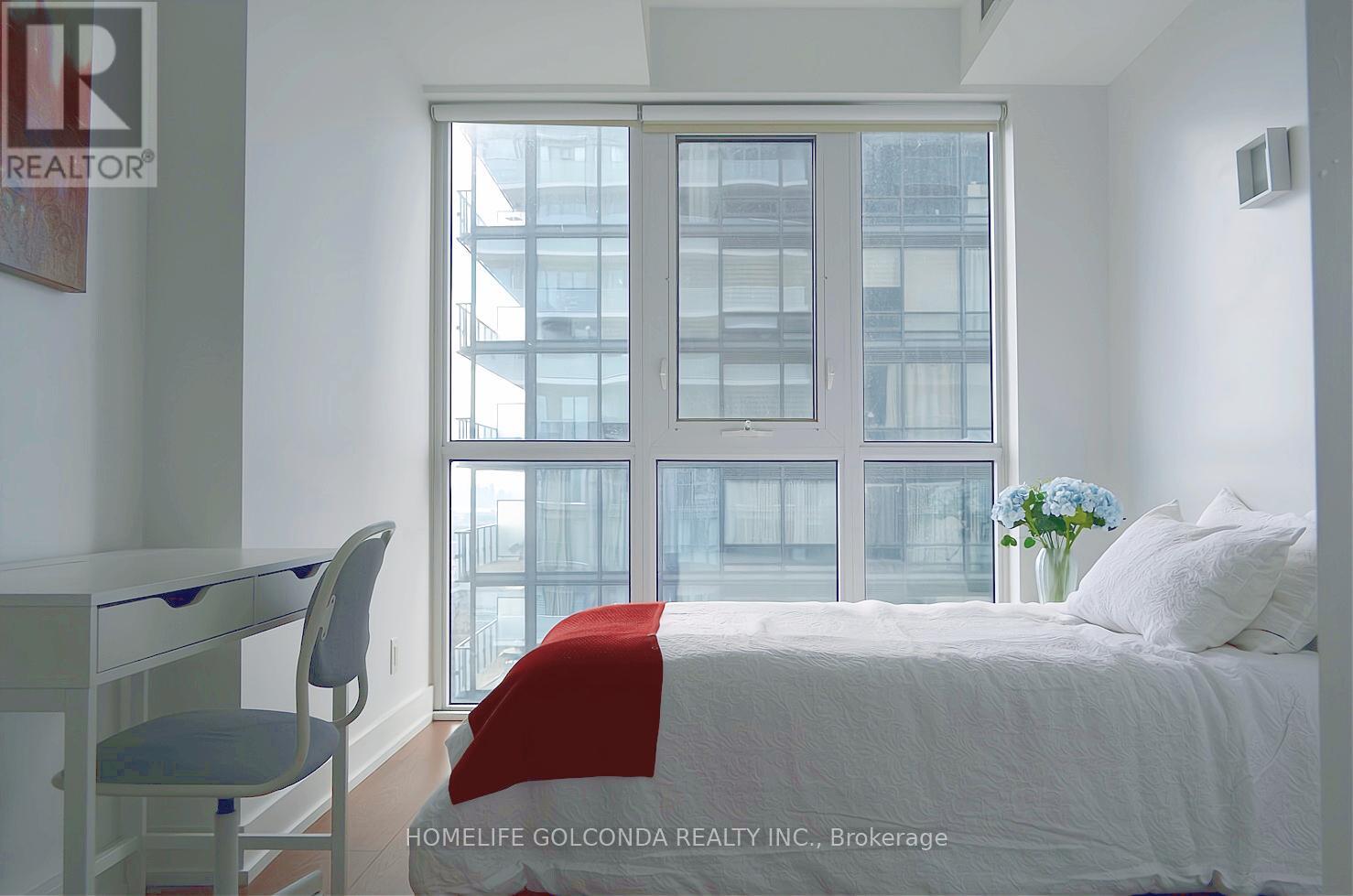 5001 - 7 Grenville Street Property Photo 15
