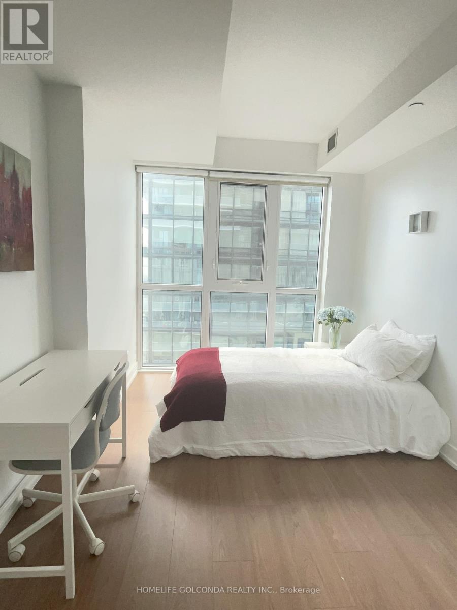 5001 - 7 Grenville Street Property Photo 17