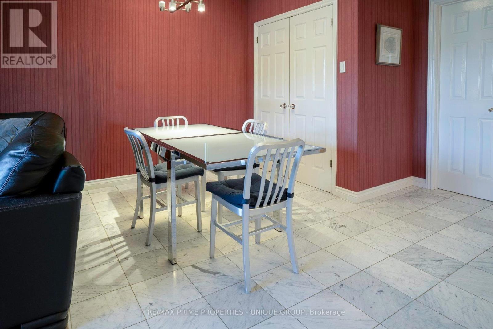 112 Scollard Street Property Photo 21