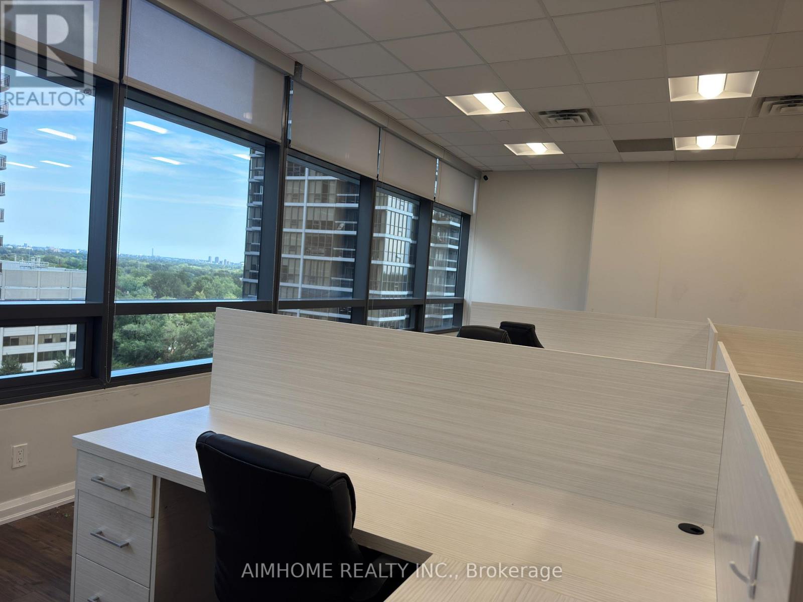 705/704 - 4789 Yonge Street Property Photo 14