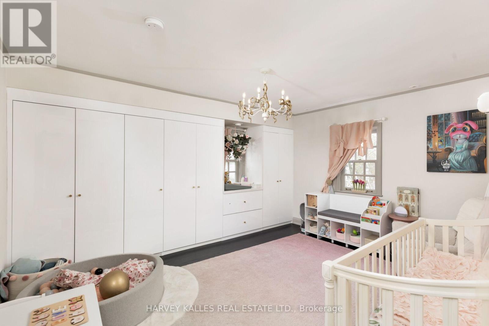 470 Russell Hill Road Property Photo 37