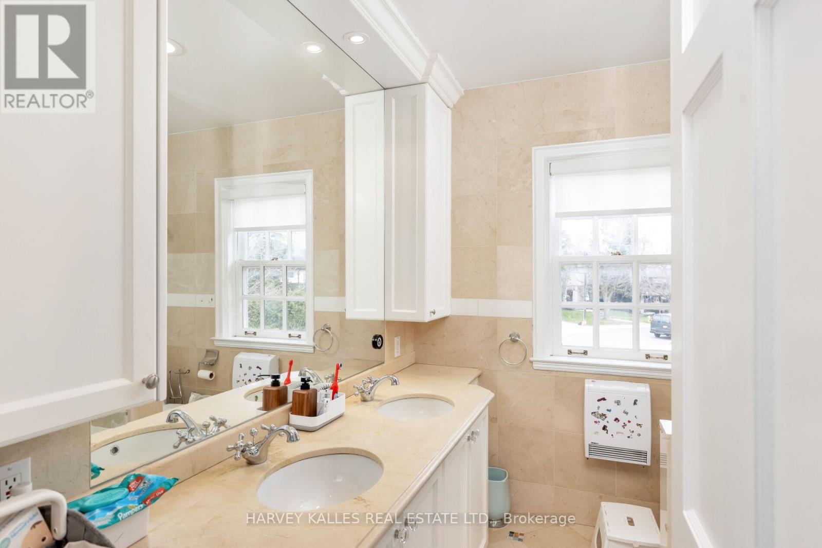 470 Russell Hill Road Property Photo 41