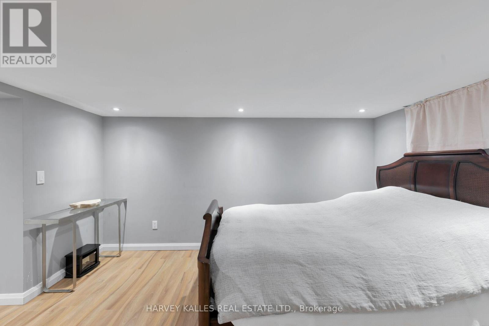 470 Russell Hill Road Property Photo 48