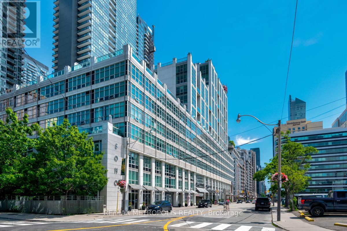 214 - 350 WELLINGTON STREET W Property Photo 1