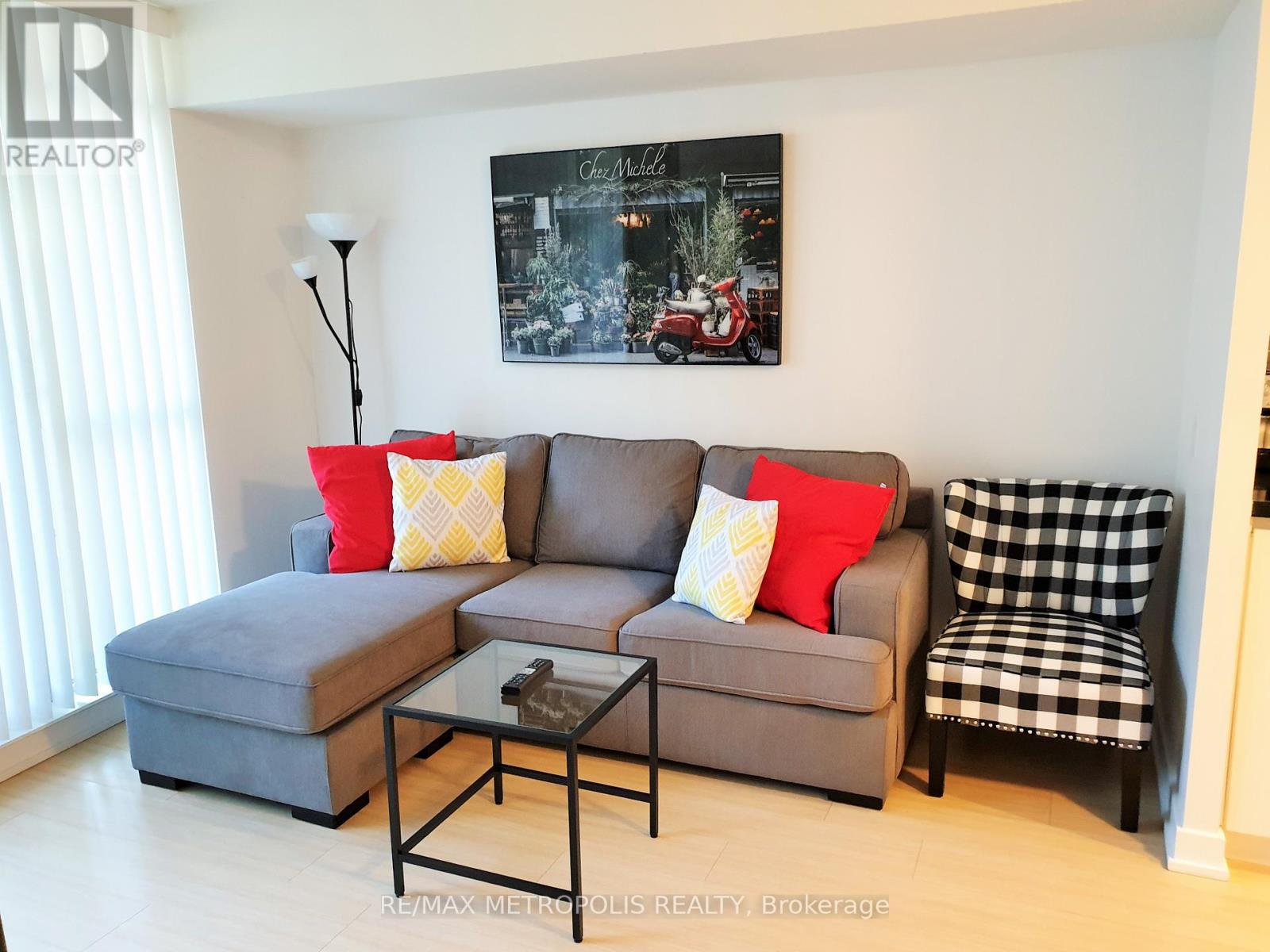 312 - 85 Queens Wharf Road Property Photo 3