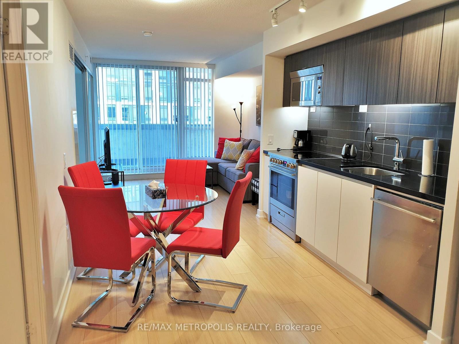 312 - 85 Queens Wharf Road Property Photo 4