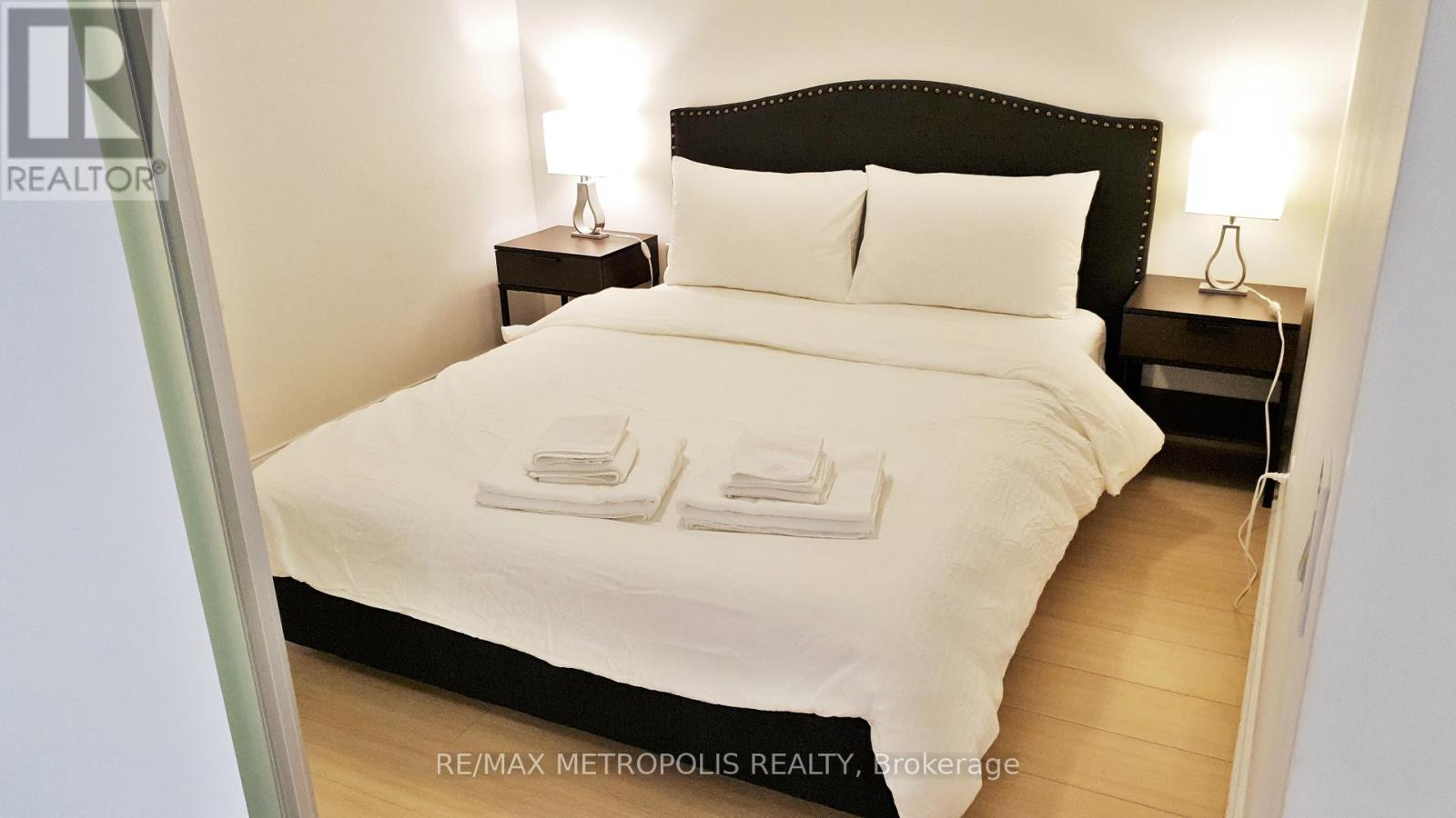 516 - 85 Queens Wharf Road Property Photo 8