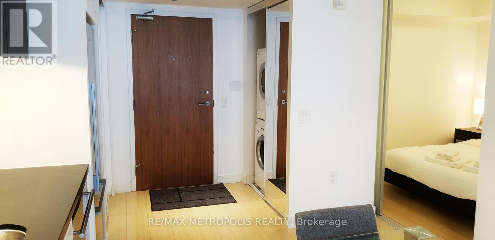 516 - 85 Queens Wharf Road Property Photo 9