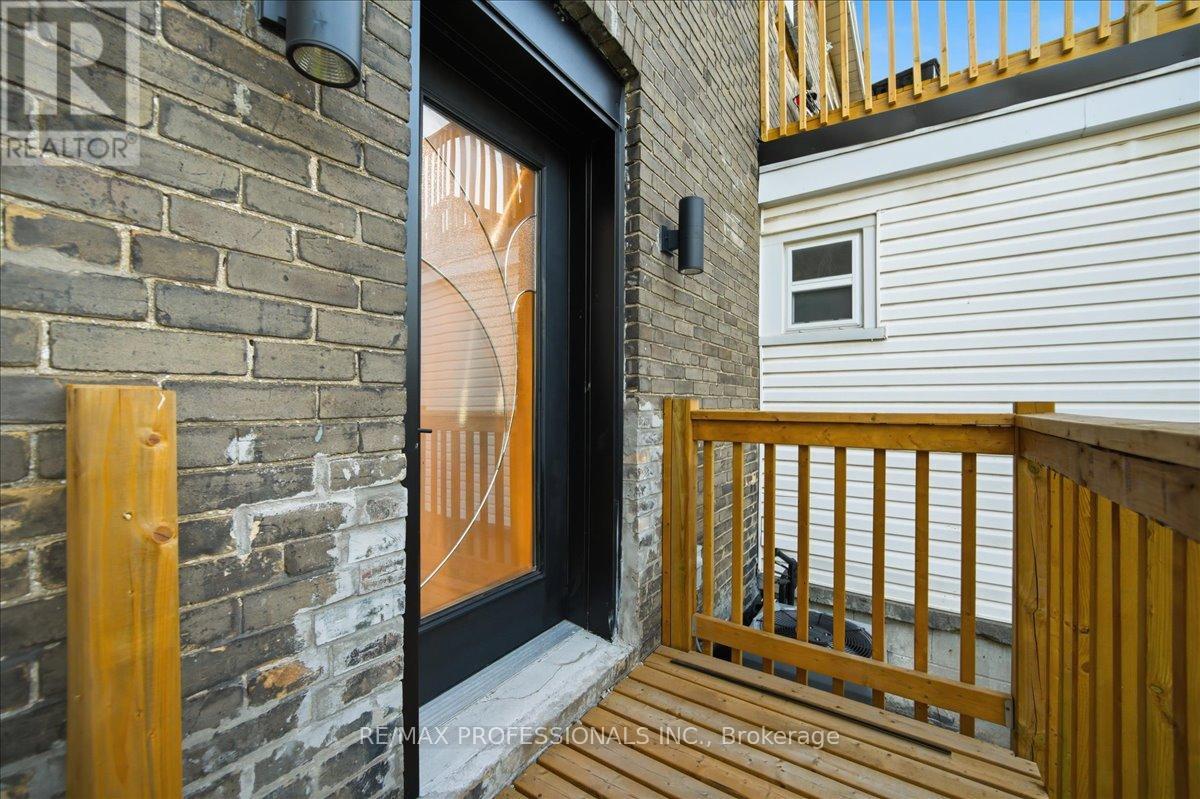 777 Dufferin Street Property Photo 44