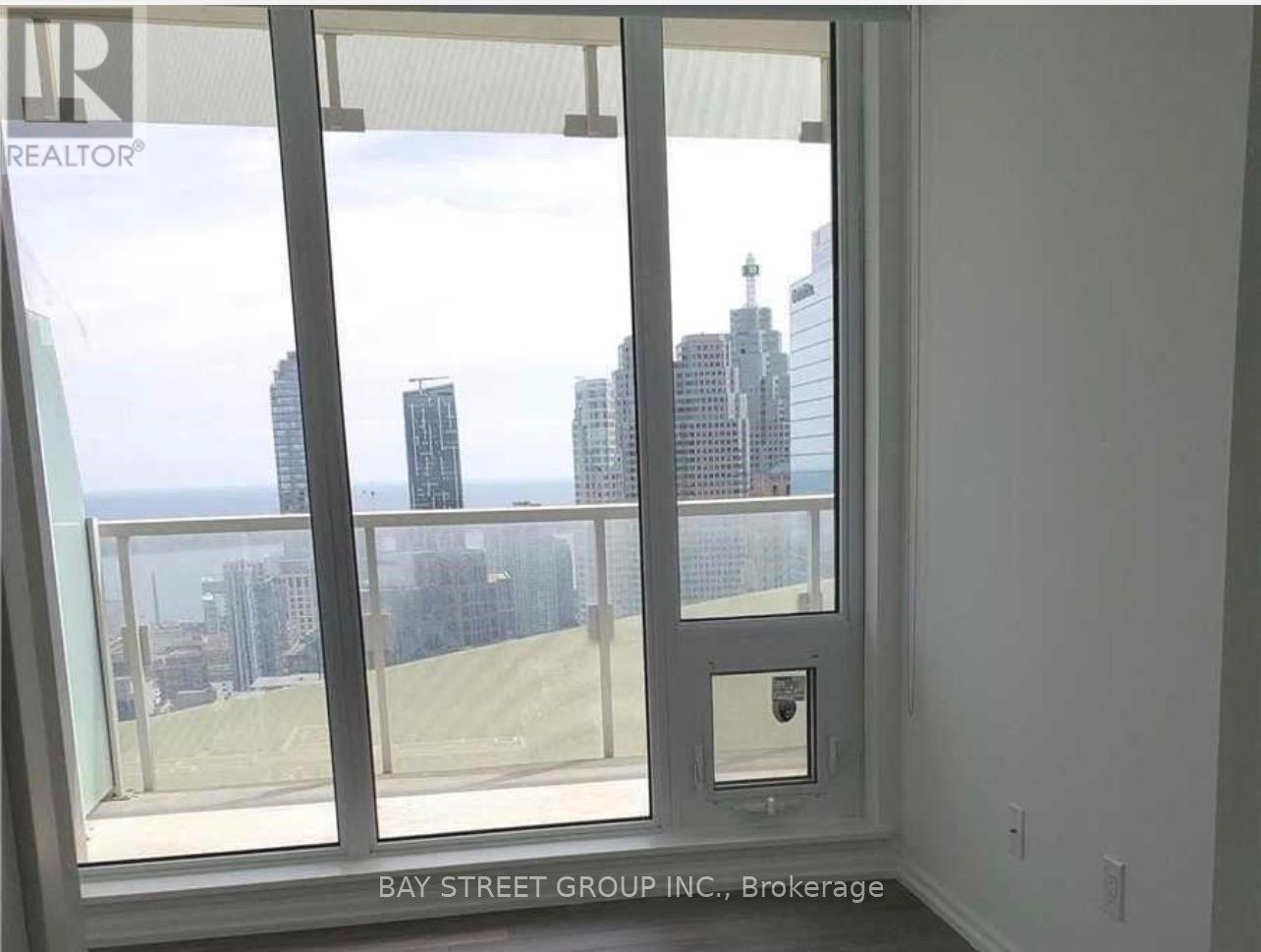 4209 - 197 Yonge Street Property Photo 12