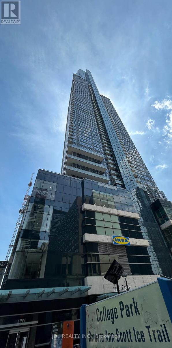 #3 - 384 YONGE ST STREET