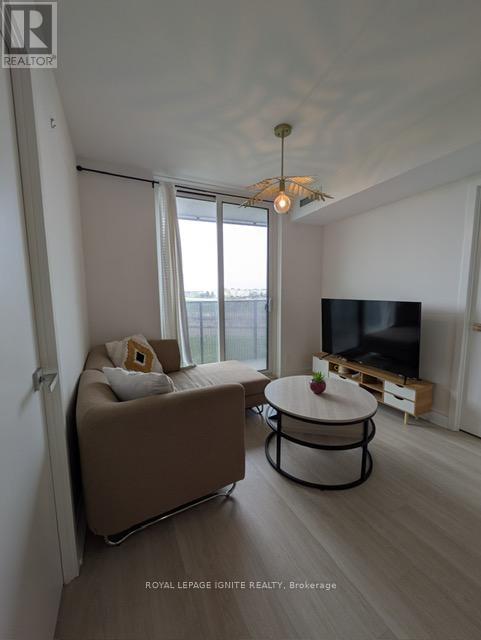 418 - 30 Tretti Way Property Photo 8