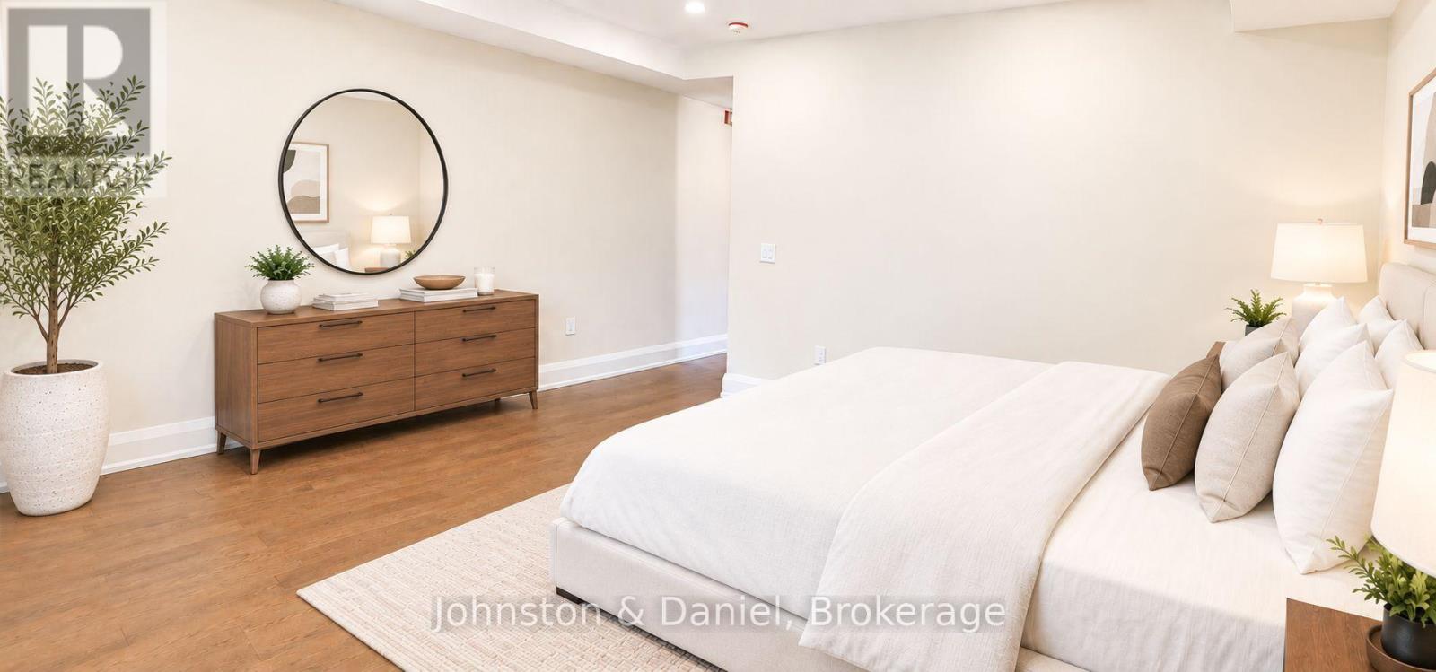 202 - 2579 Yonge Street Property Photo 9