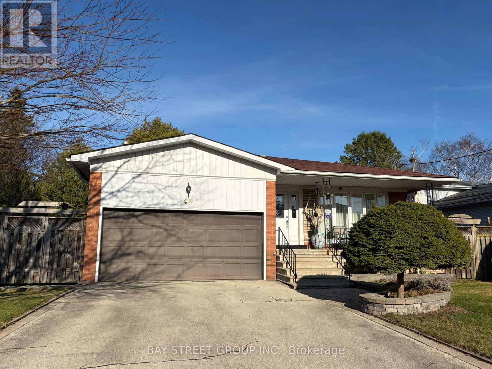 43 APPIAN DRIVE