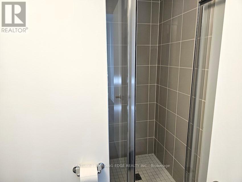 Room 1 - 10 Spruce Pines Crescent Property Photo 7