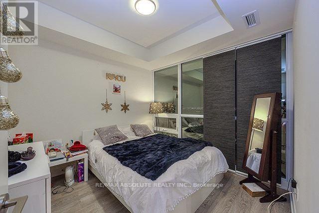3007 - 30 Roehampton Avenue Property Photo 8