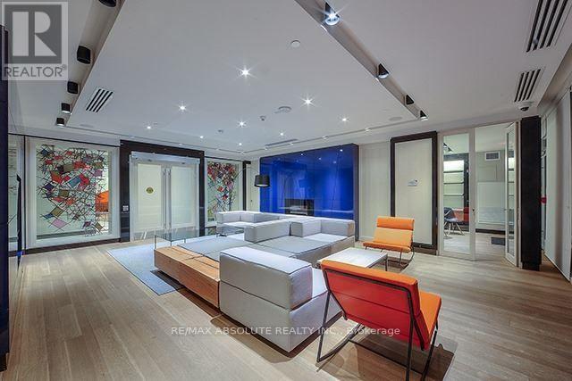 3007 - 30 Roehampton Avenue Property Photo 14