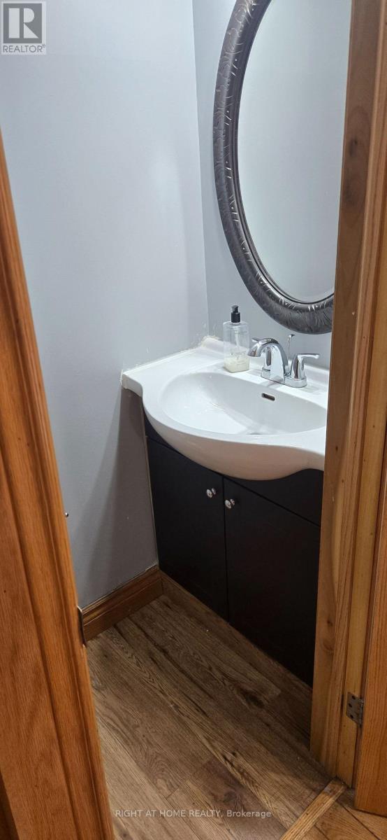 258 Howland Avenue Property Photo 7