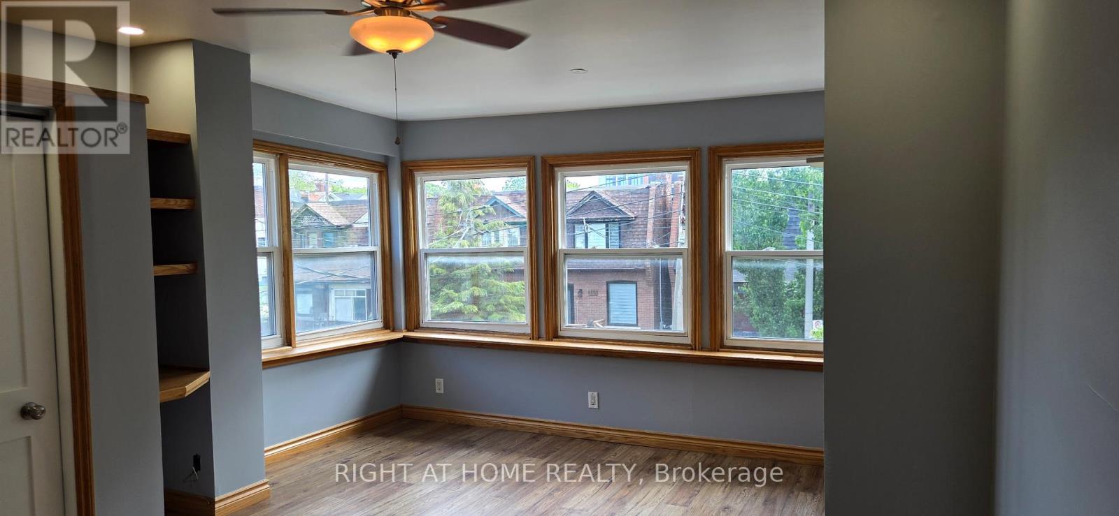 258 Howland Avenue Property Photo 10