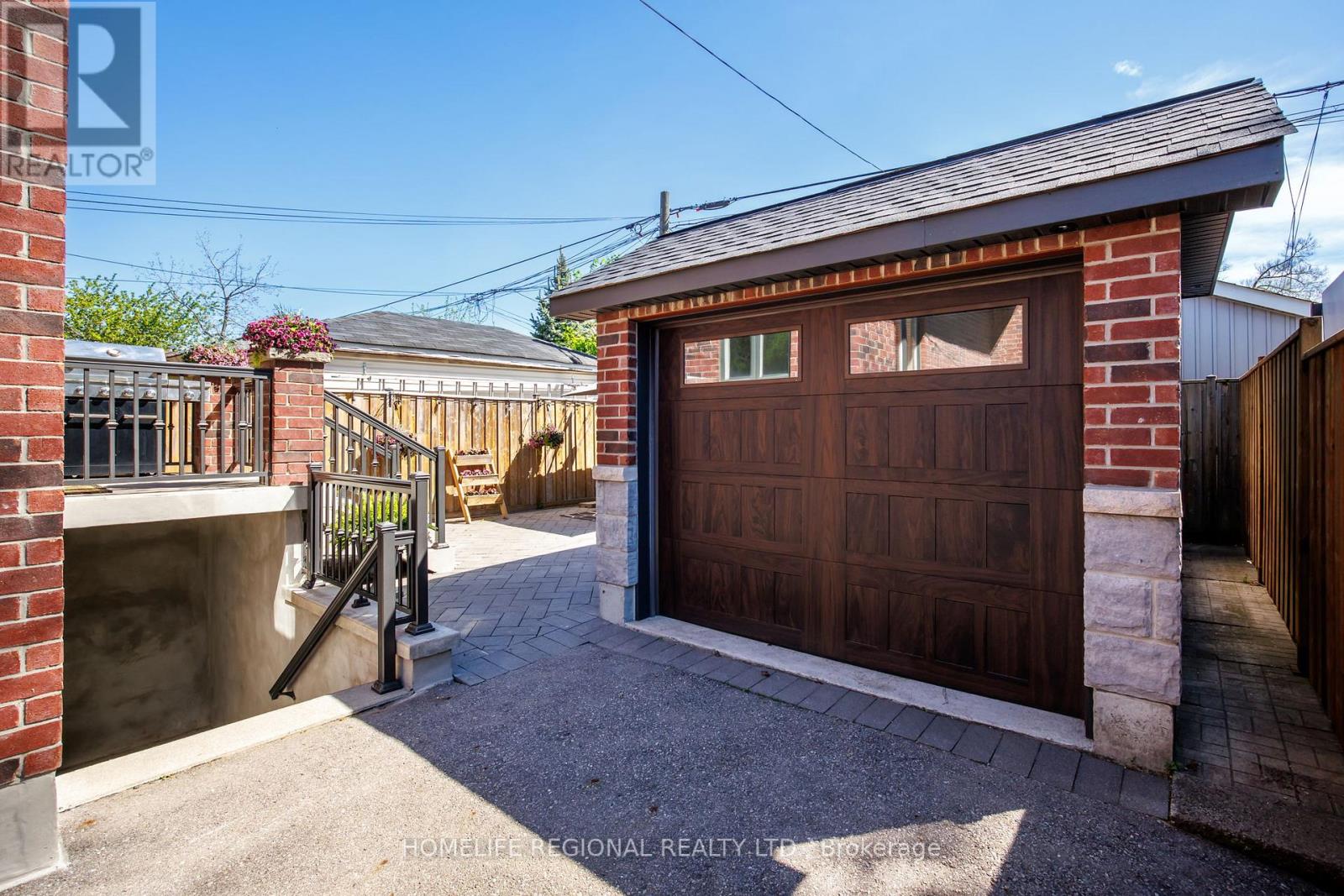 313 Robina Avenue Property Photo 42