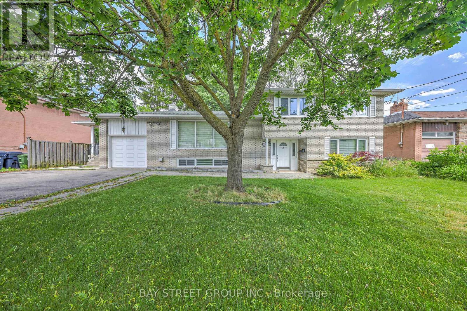 99 GRANTBROOK STREET