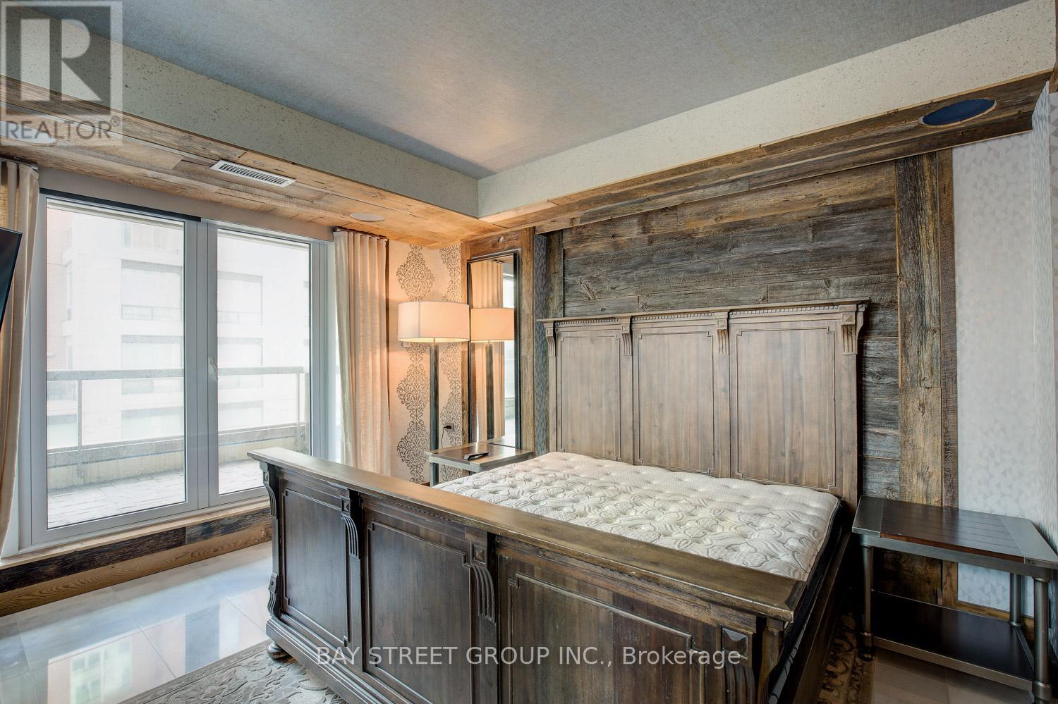 301 - 68 Yorkville Avenue Property Photo 15