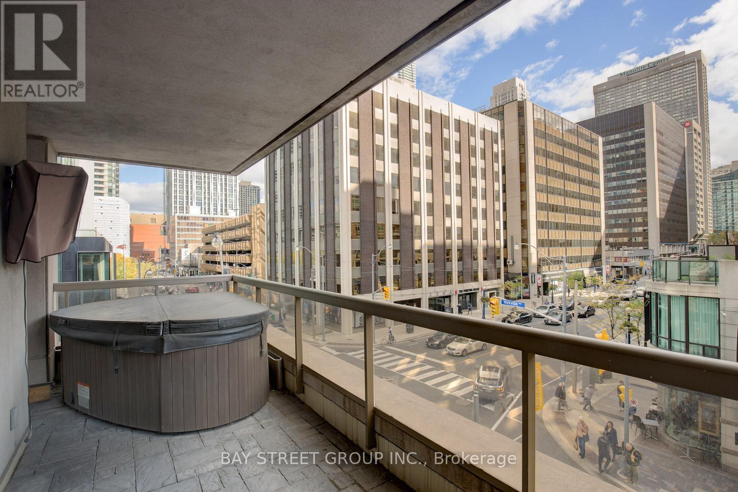 301 - 68 Yorkville Avenue Property Photo 17