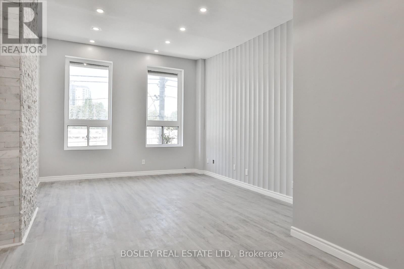 179 Queen Street E Property Photo 19