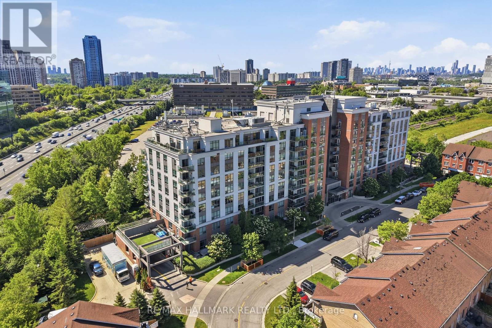 417 - 120 Dallimore Circle Property Photo 38