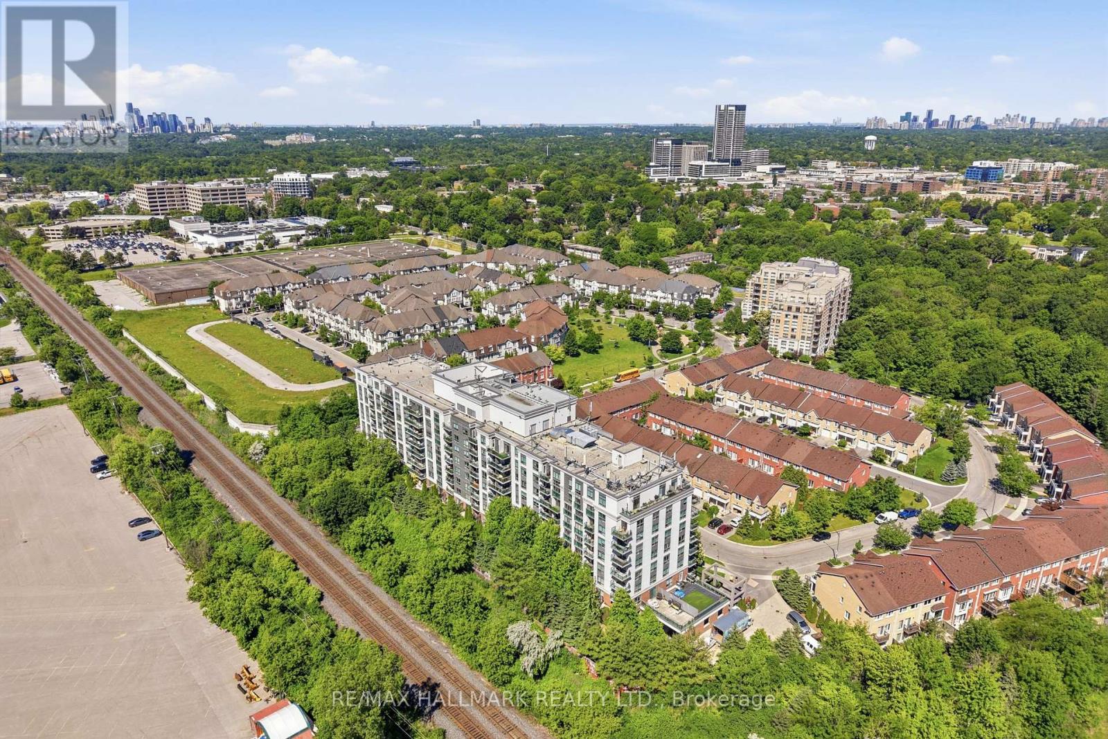 417 - 120 Dallimore Circle Property Photo 40